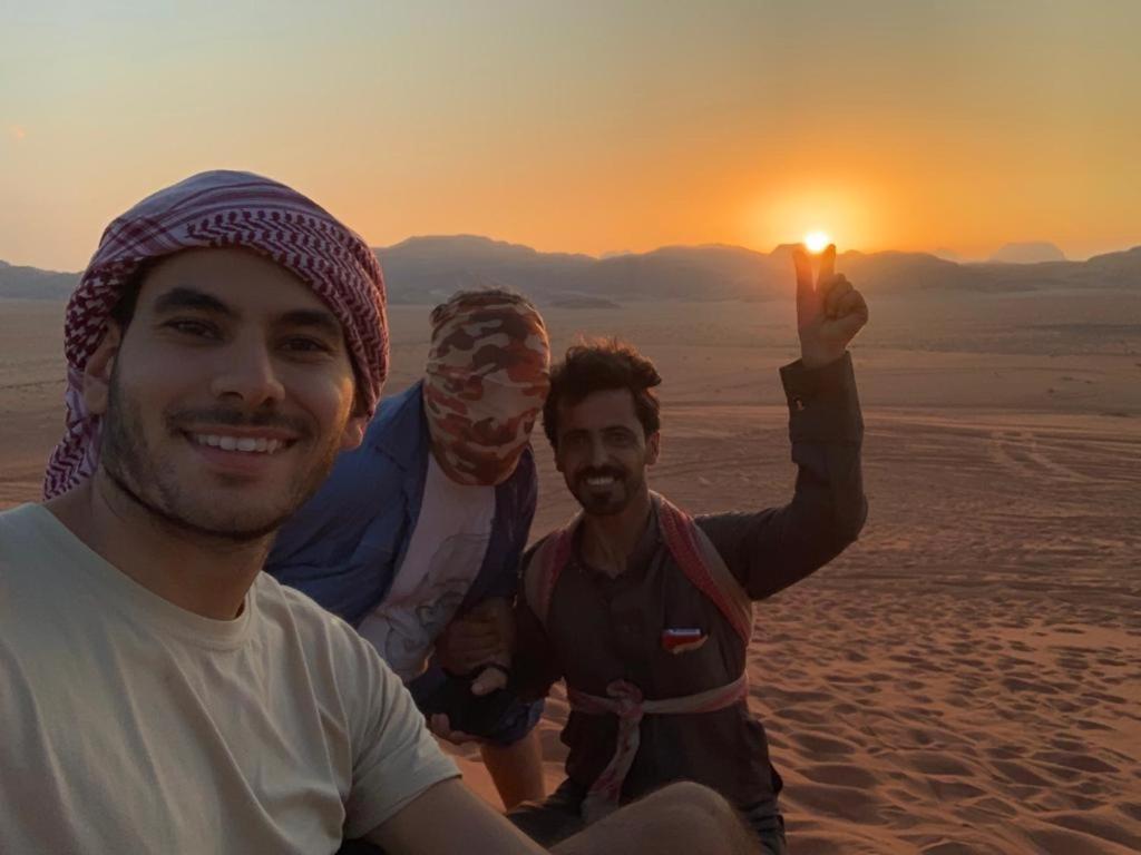 Bedouin Holidays Camp And Jeep Tours 瓦迪拉姆 外观 照片