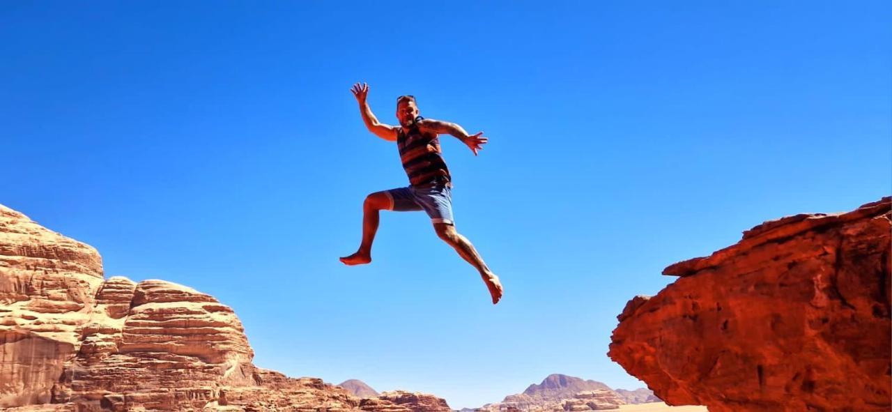 Bedouin Holidays Camp And Jeep Tours 瓦迪拉姆 外观 照片