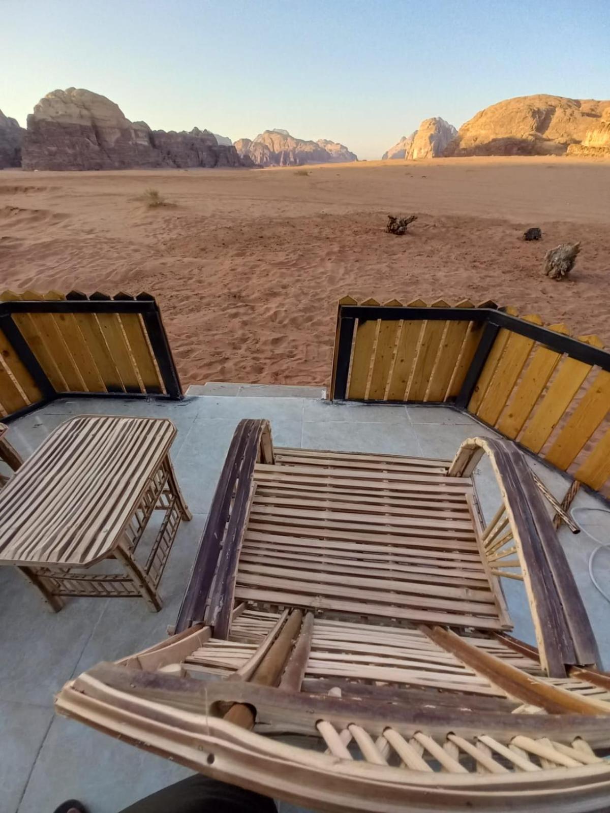 Bedouin Holidays Camp And Jeep Tours 瓦迪拉姆 外观 照片