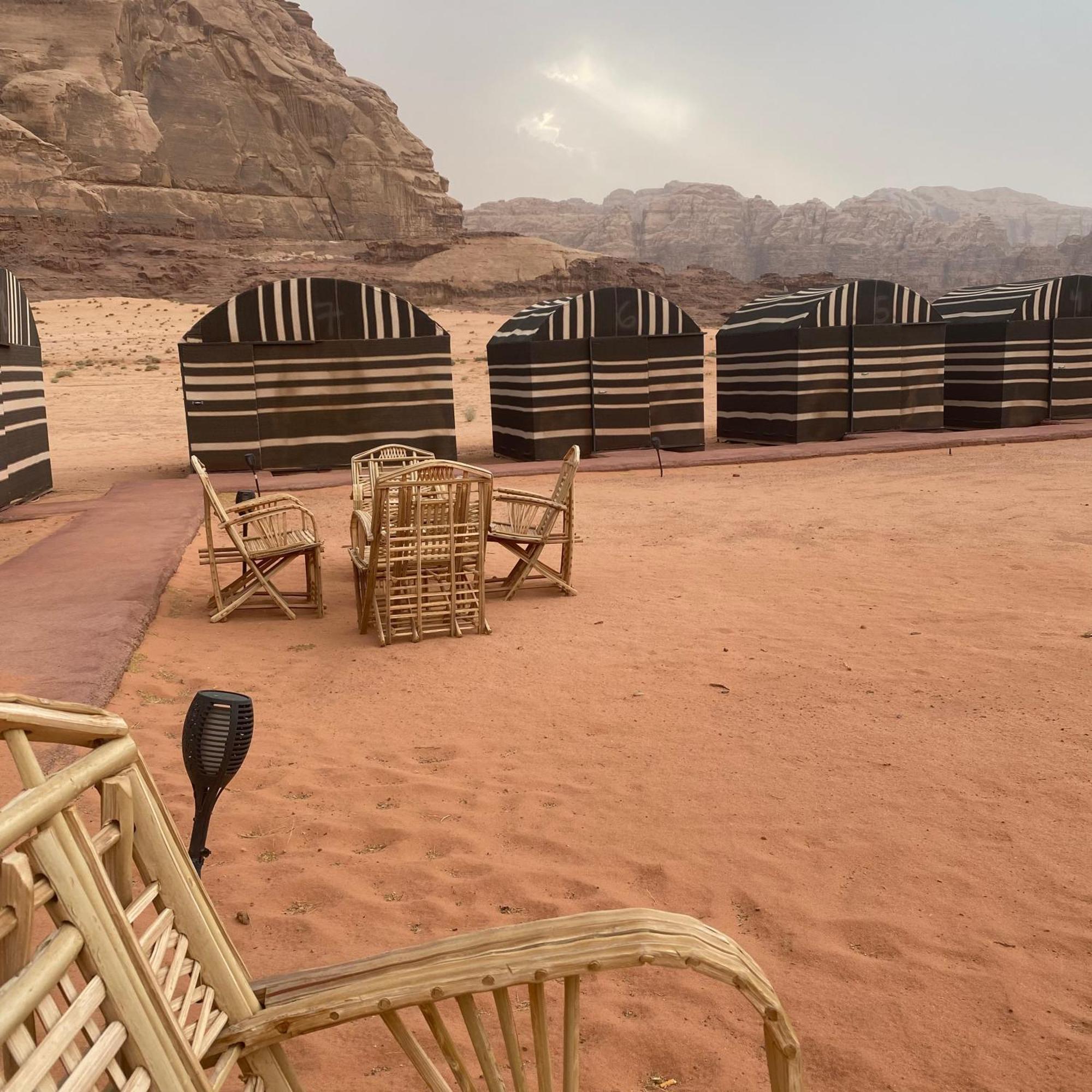 Bedouin Holidays Camp And Jeep Tours 瓦迪拉姆 外观 照片