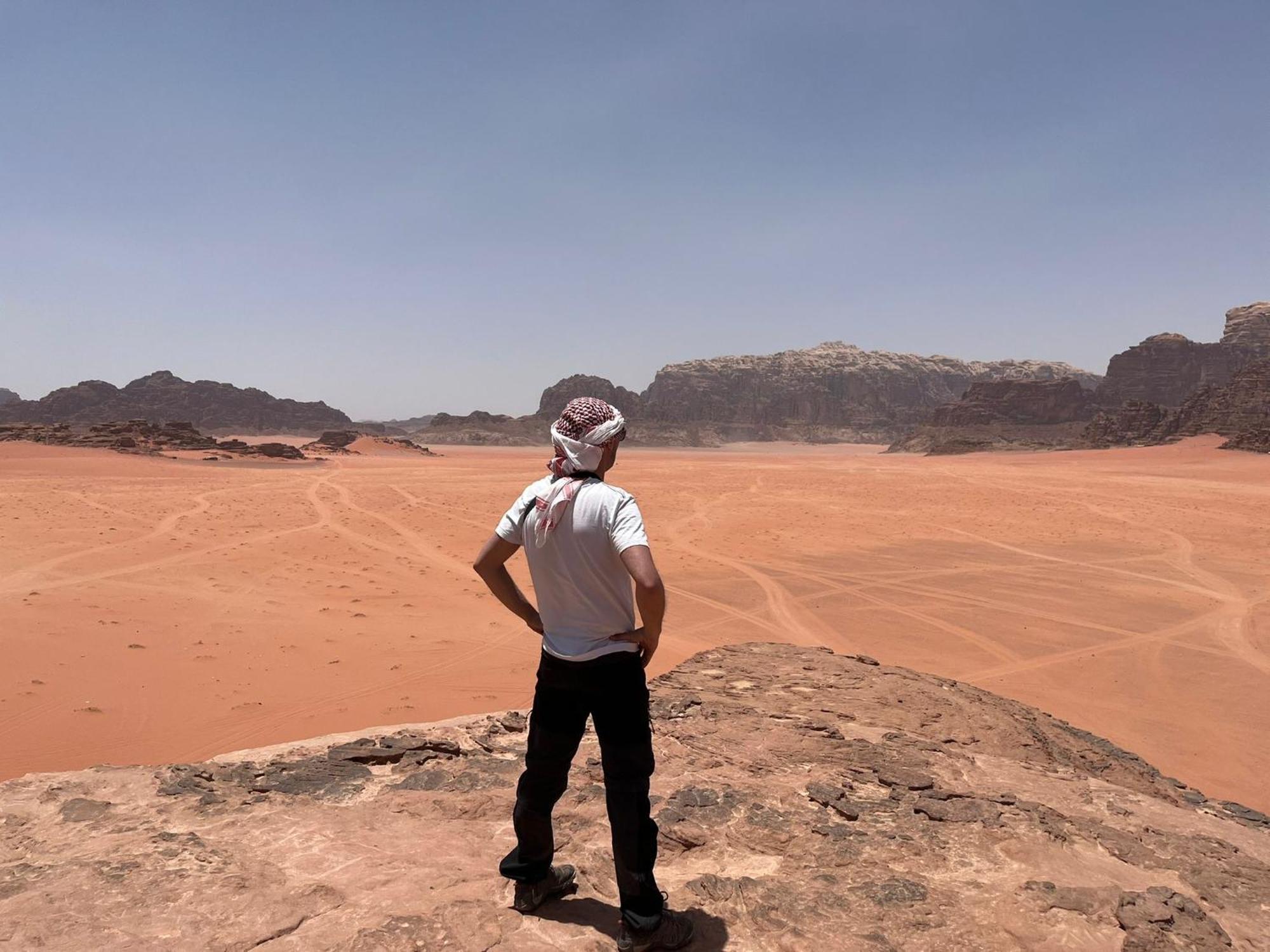 Bedouin Holidays Camp And Jeep Tours 瓦迪拉姆 外观 照片