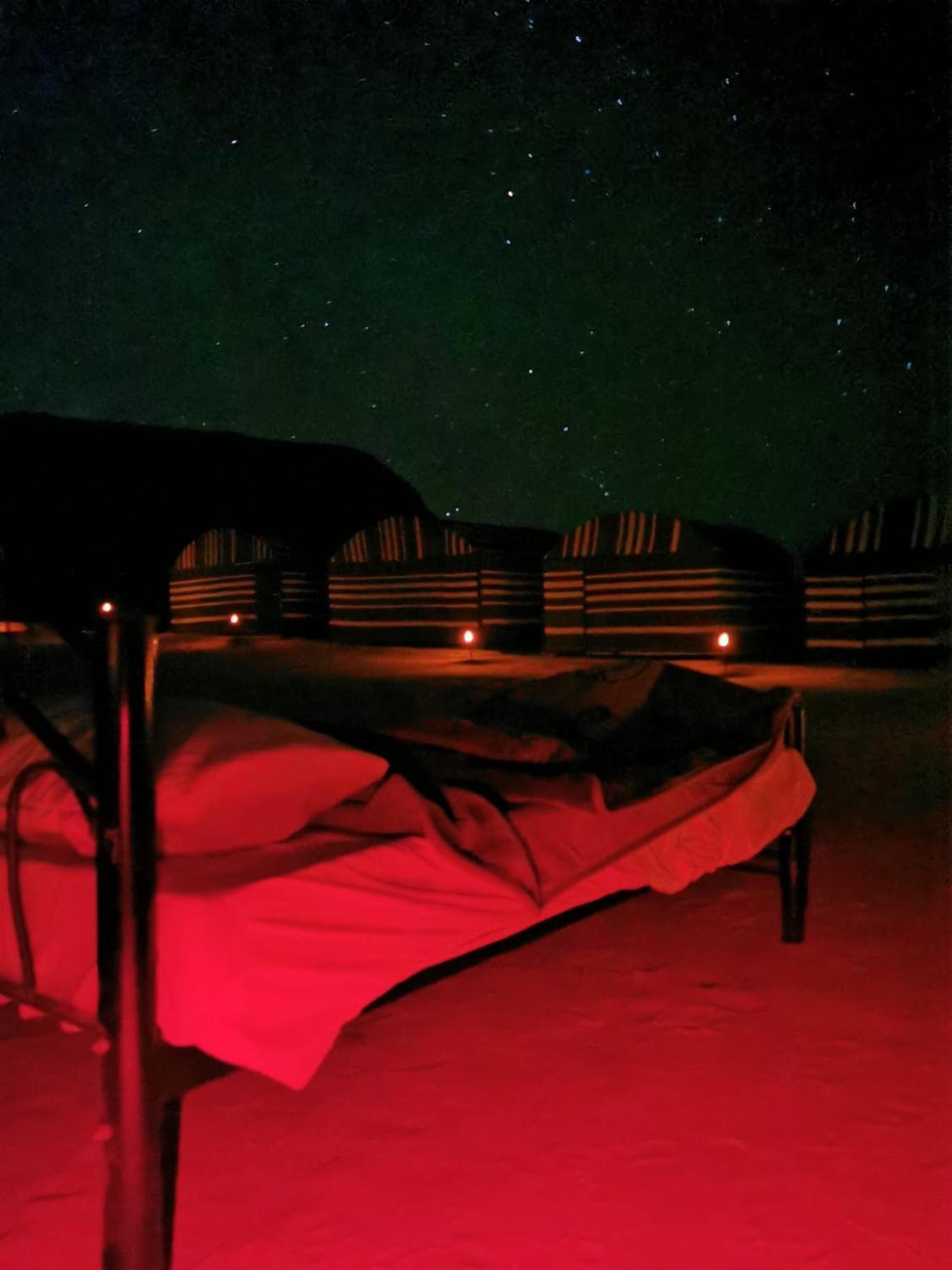 Bedouin Holidays Camp And Jeep Tours 瓦迪拉姆 外观 照片
