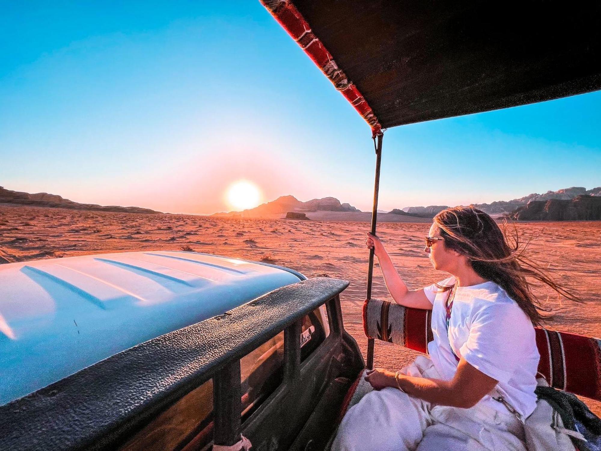 Bedouin Holidays Camp And Jeep Tours 瓦迪拉姆 外观 照片