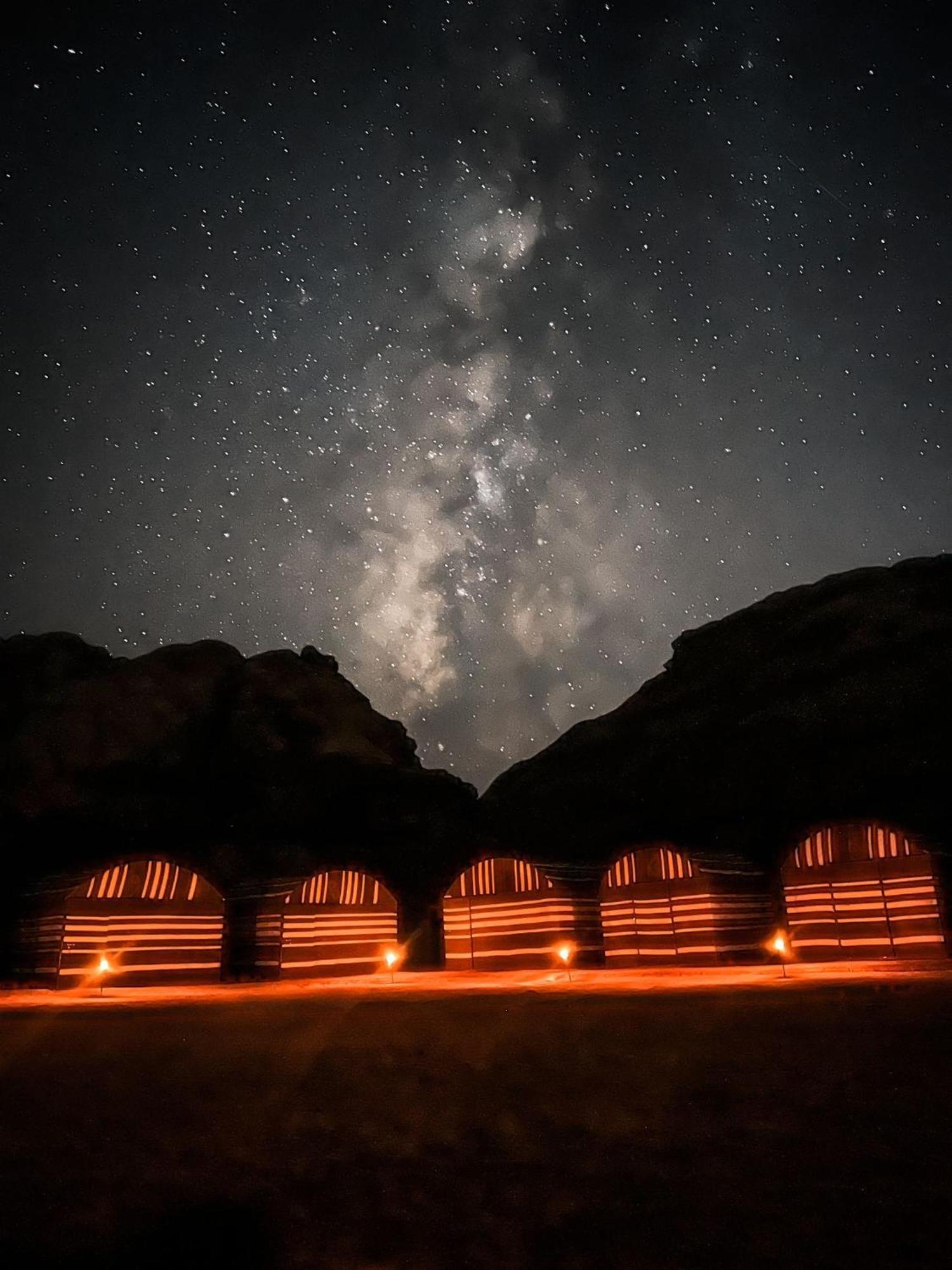 Bedouin Holidays Camp And Jeep Tours 瓦迪拉姆 外观 照片