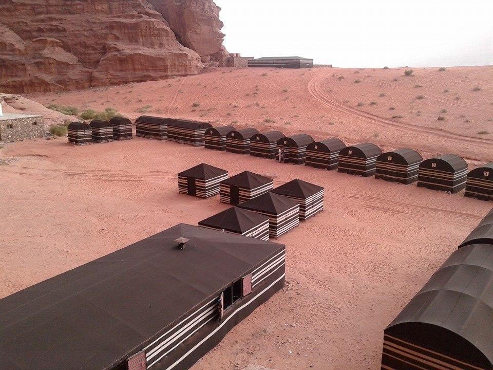 Bedouin Holidays Camp And Jeep Tours 瓦迪拉姆 外观 照片