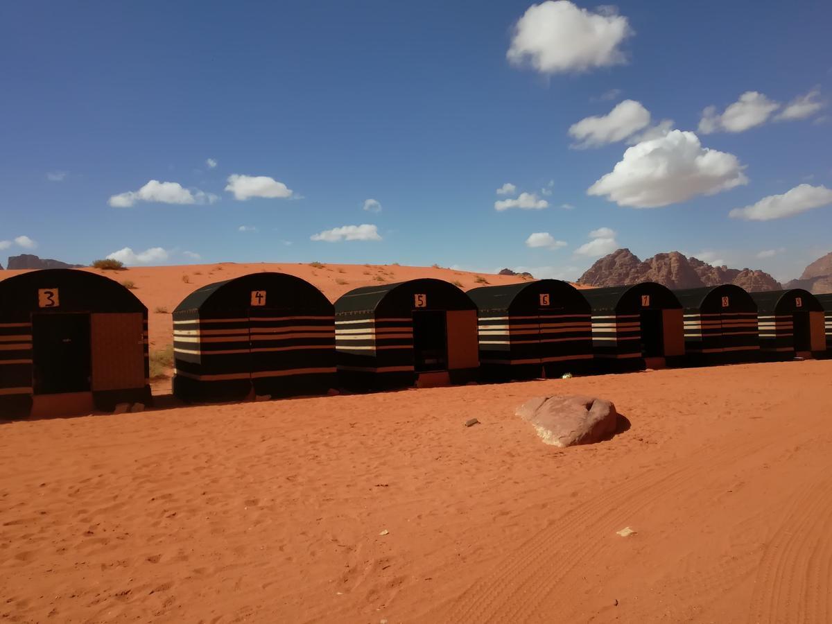 Bedouin Holidays Camp And Jeep Tours 瓦迪拉姆 外观 照片